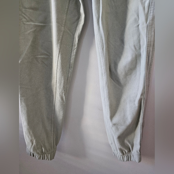 ATHLETA Women's Farallon Draw String Sage Green Athletic Pants, Sweatpants - Picture 3 of 7
